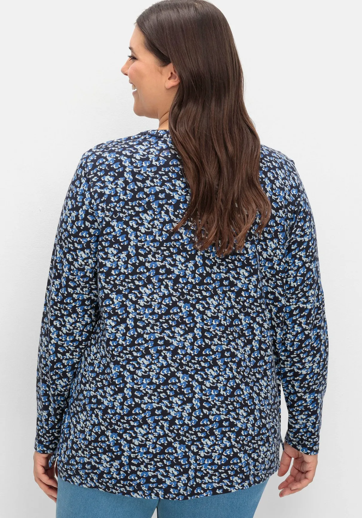 Langarmshirt mit V-Schlitz und floralem Minimalprint