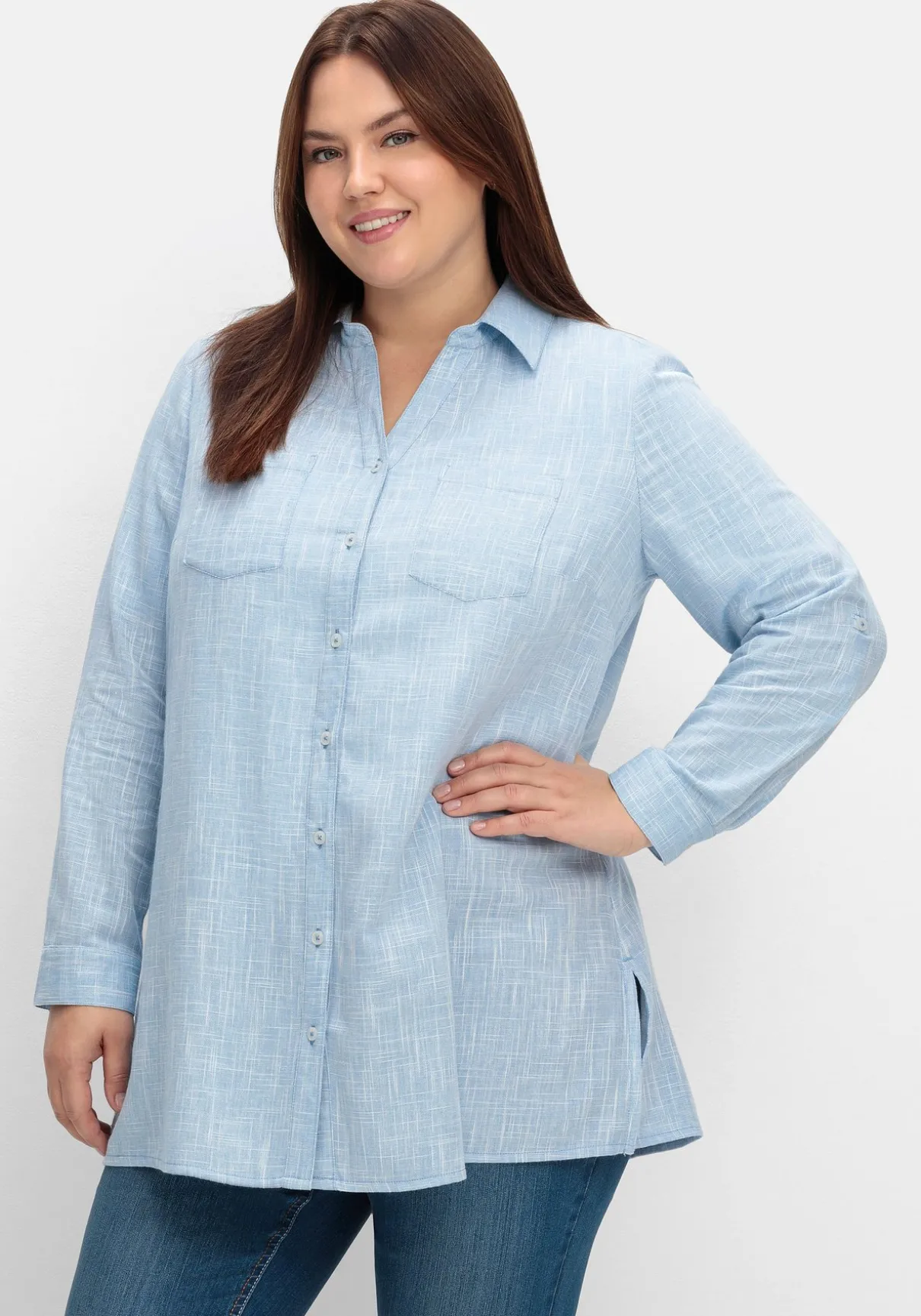 Lange Bluse mit Krempelärmeln, in Leinenoptik