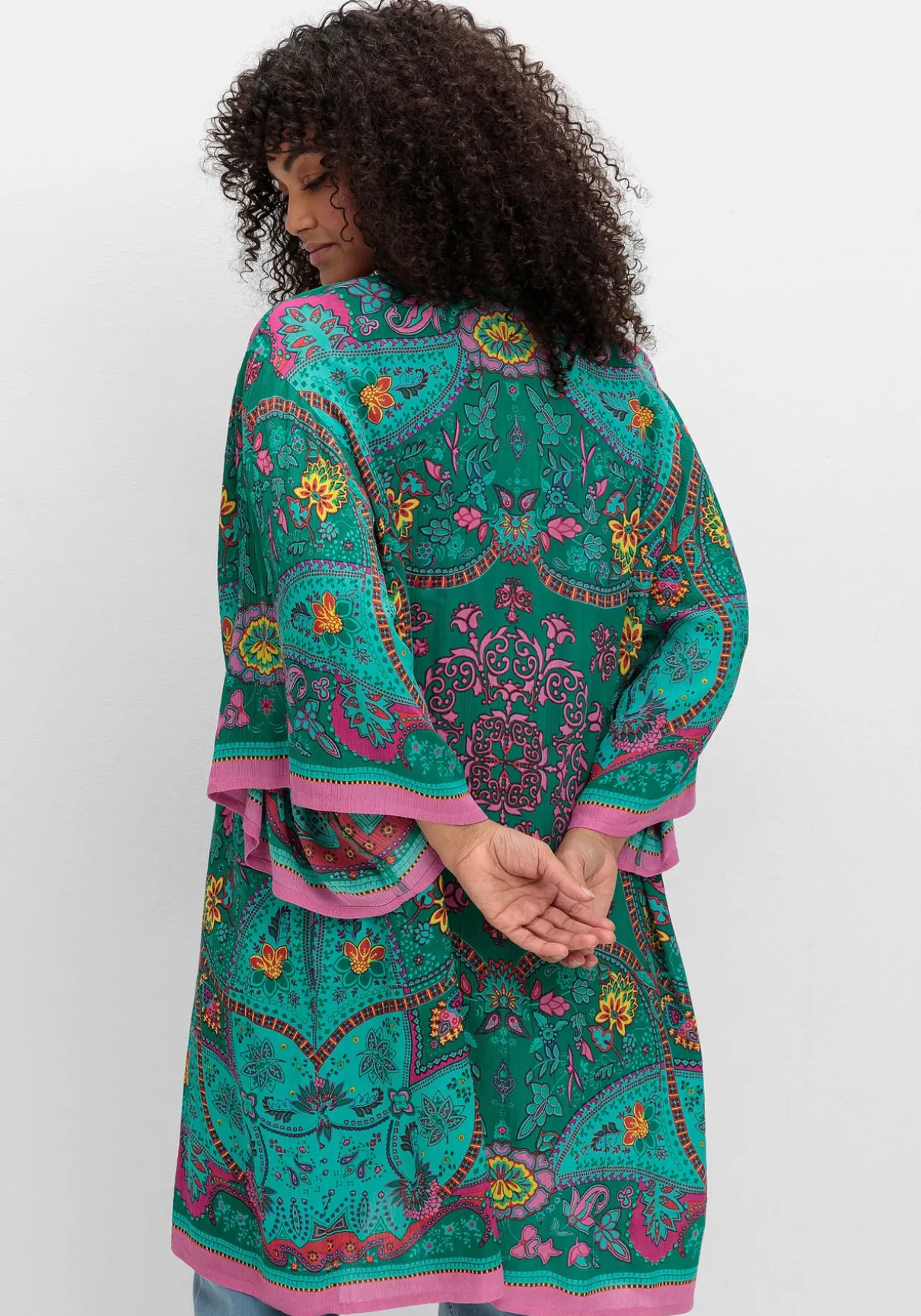 Lange Blusenjacke mit Ornament- und Bordürenprint