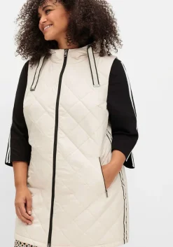 Lange Steppweste mit Kapuze und Kontrastdetails