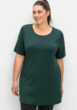 Langes Funktionsshirt mit seitlichen Schlitzen