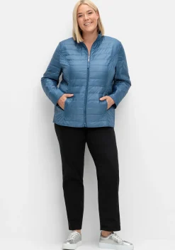 Leicht wattierte Steppjacke mit Stehkragen