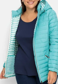 Leichte Steppjacke mit abnehmbarer Kapuze