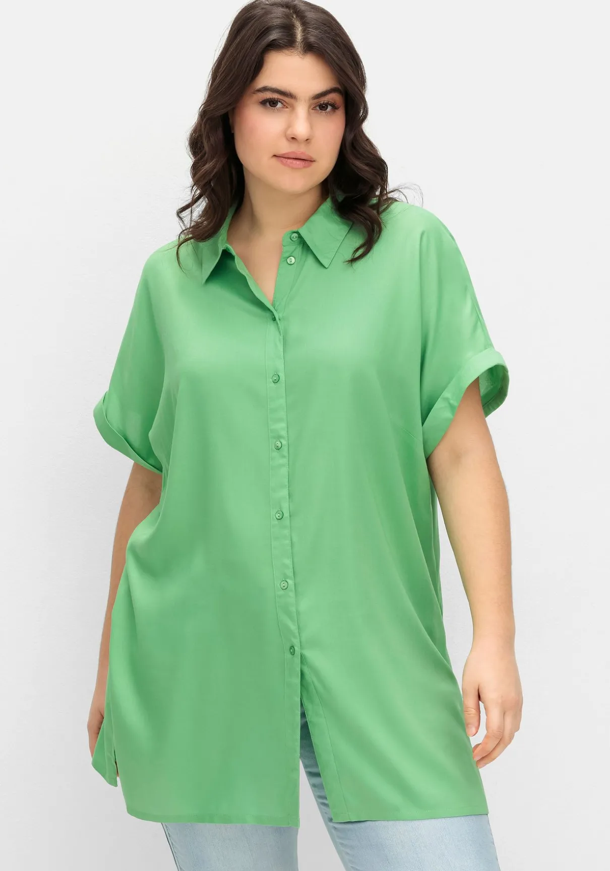 Longbluse mit Hemdkragen und kurzem Arm