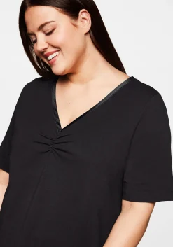 Longshirt in A-Linie mit Raffung am V-Ausschnitt