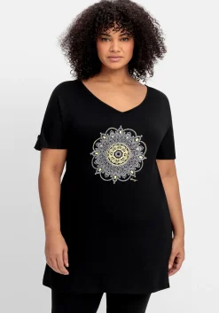 Longshirt mit Frontdruck, in Oversized-Form