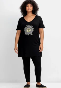 Longshirt mit Frontdruck, in Oversized-Form