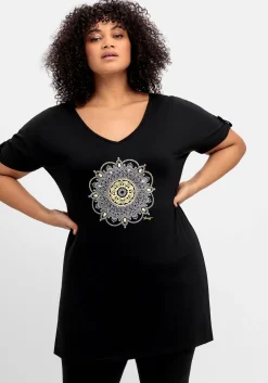 Longshirt mit Frontdruck, in Oversized-Form