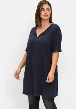 Longshirt mit geschlitztem Ausschnitt