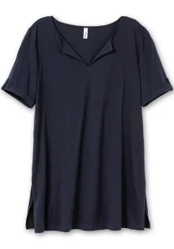 Longshirt mit geschlitztem Ausschnitt