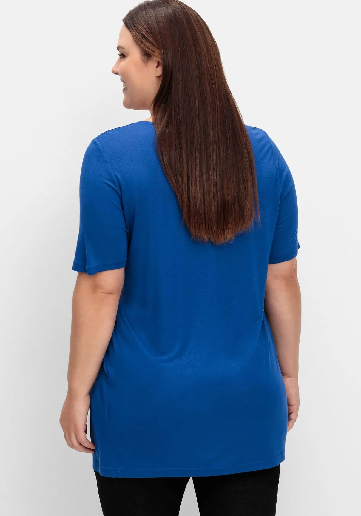 Longshirt mit Taschen und Karreeausschnitt