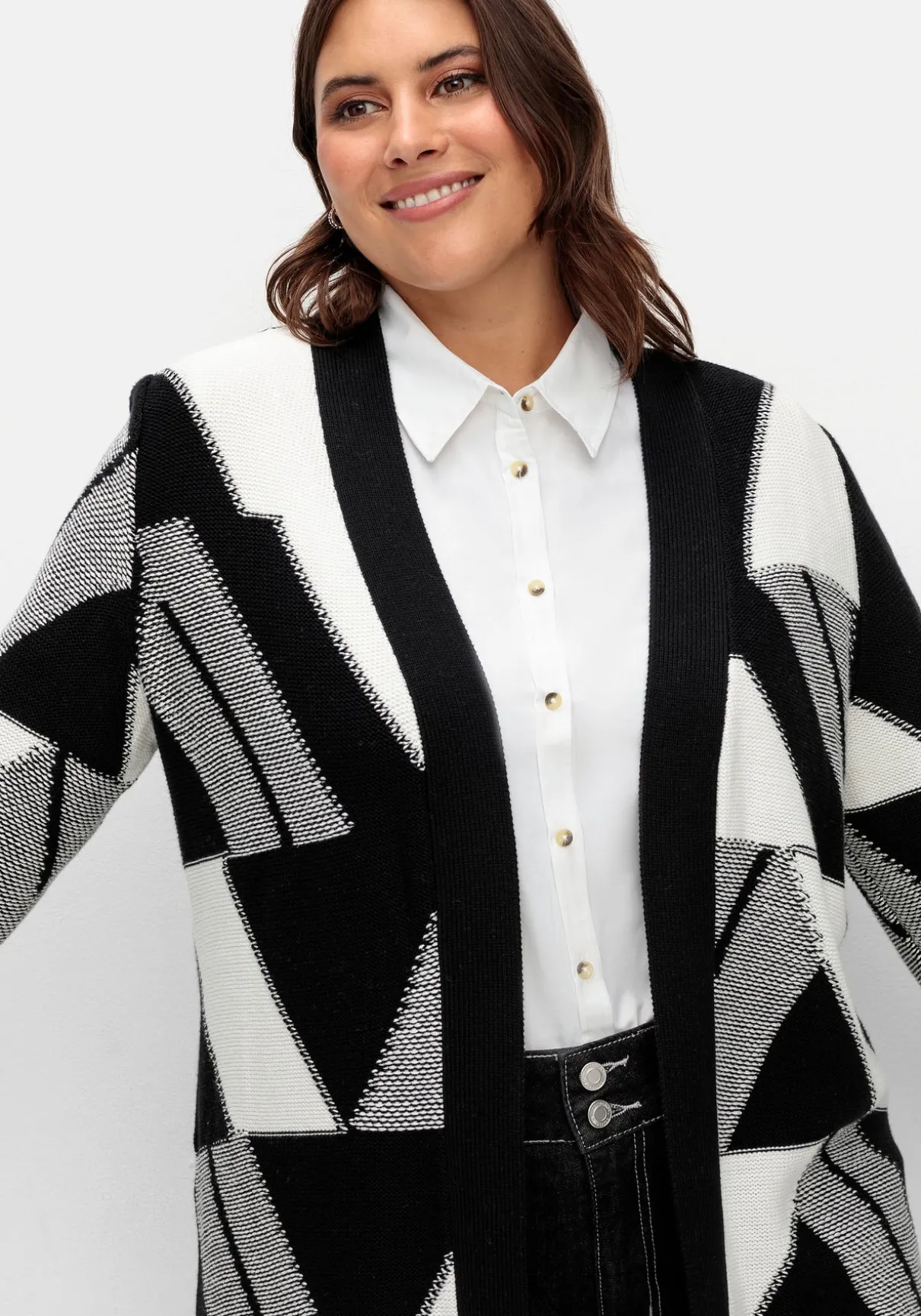 Longstrickjacke mit grafischem Jacquardmuster