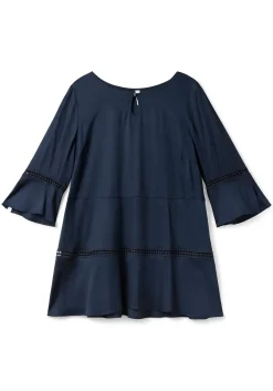 Longtunika in A-Linie, mit Lochmusterdetails