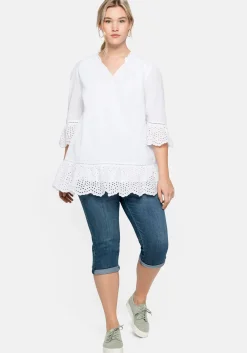 Longtunika mit Lochmusterdetails und Volantspitze