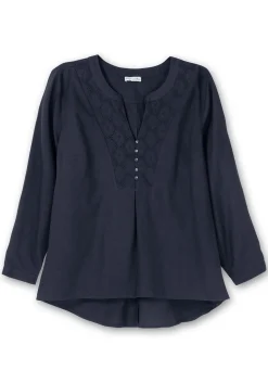 Longtunika mit Spitze am V-Ausschnitt