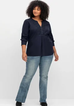 Longtunika mit Spitze am V-Ausschnitt