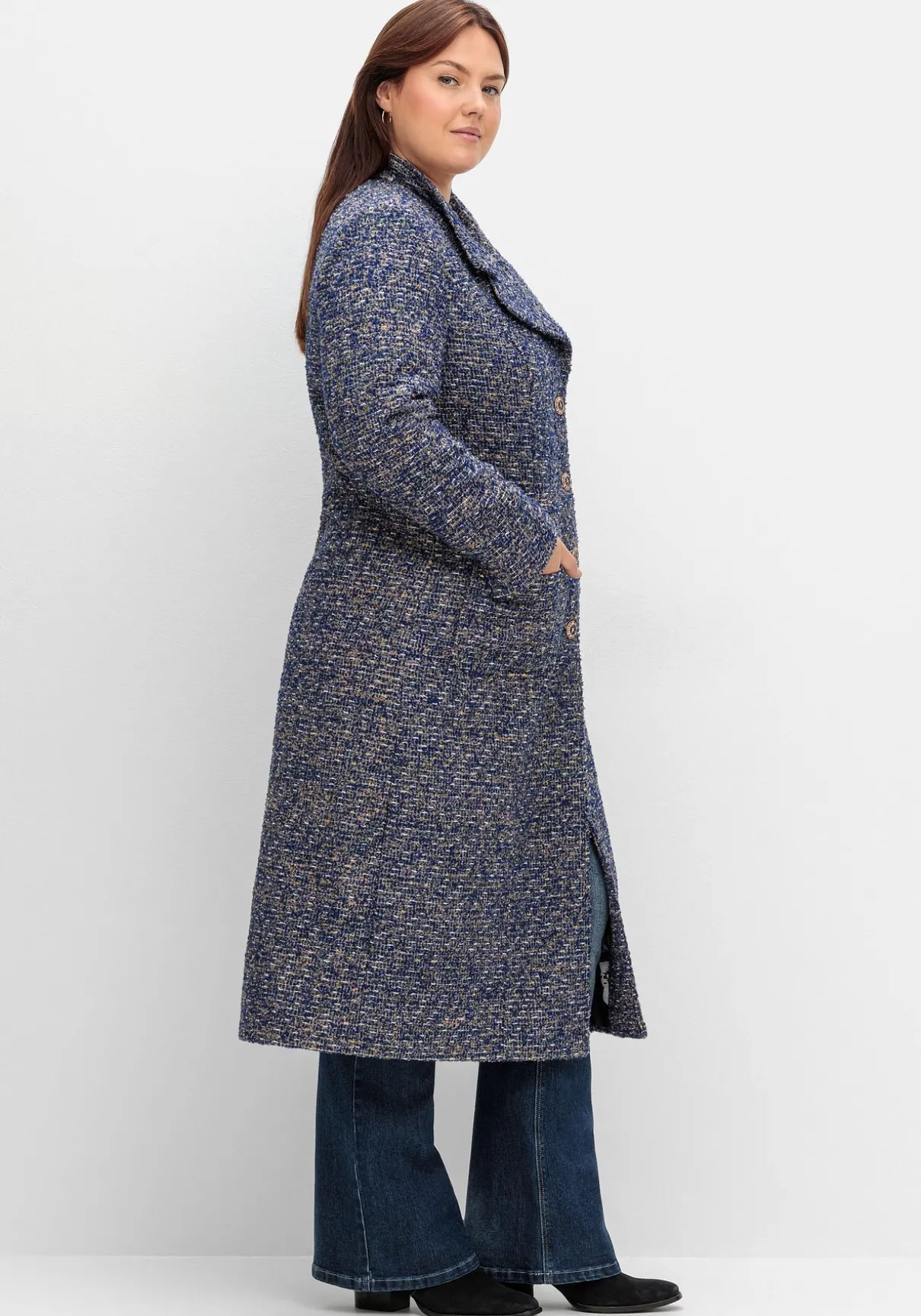 Mantel in Bouclé-Optik, in leicht taillierter Form