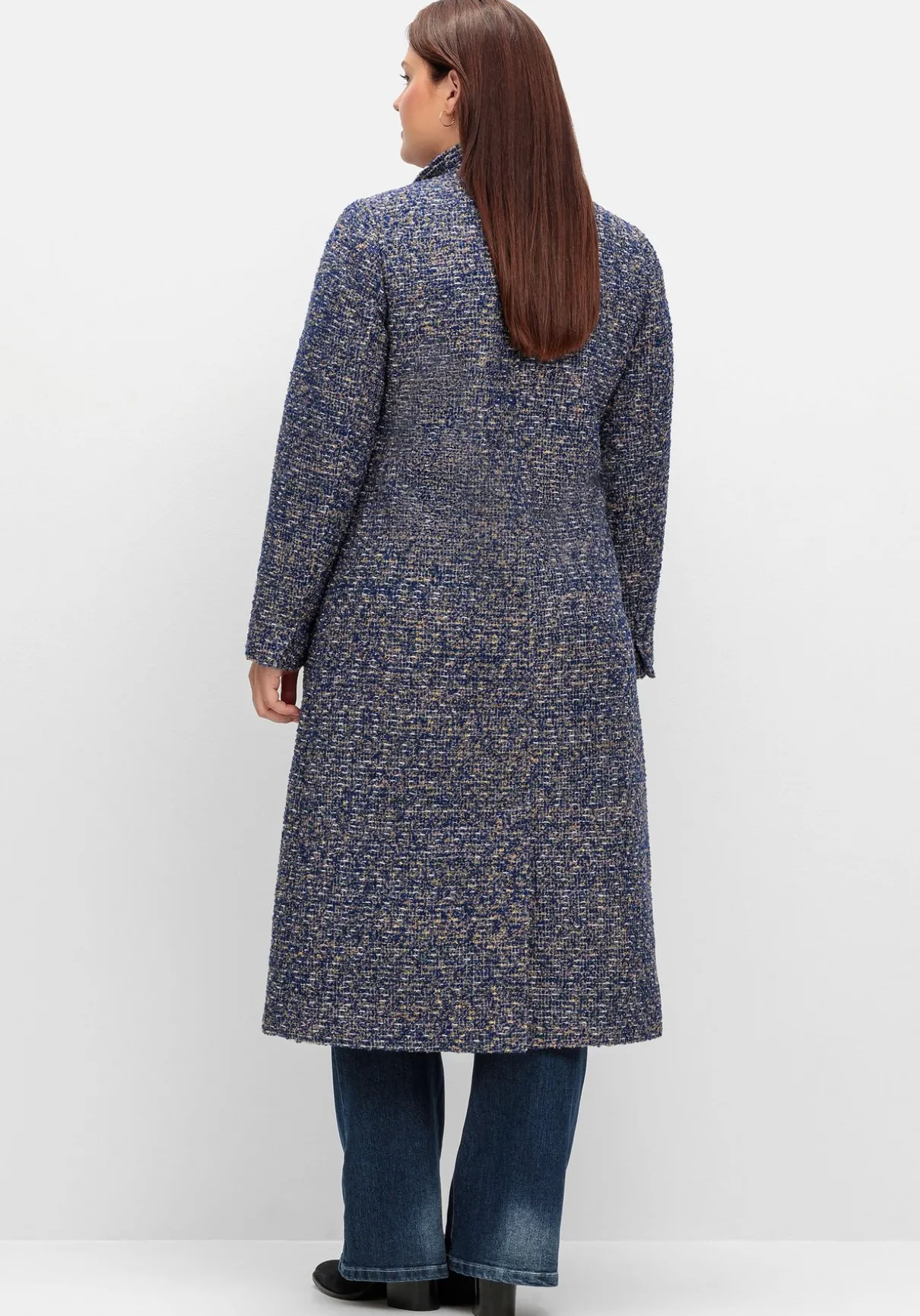 Mantel in Bouclé-Optik, in leicht taillierter Form