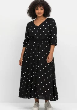 Maxikleid mit Alloverprint und gesmokter Taille