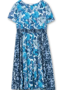 Midikleid im Mustermix, mit weitem Rock