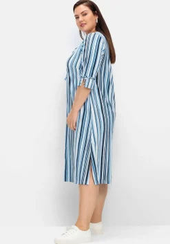 Midikleid mit Streifen, in leichter A-Linie