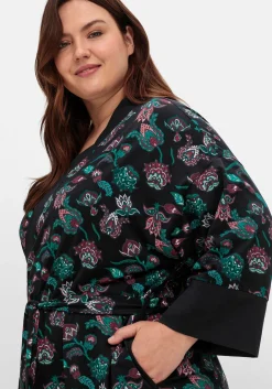 Morgenmantel mit Bindegürtel und seitlichen Taschen