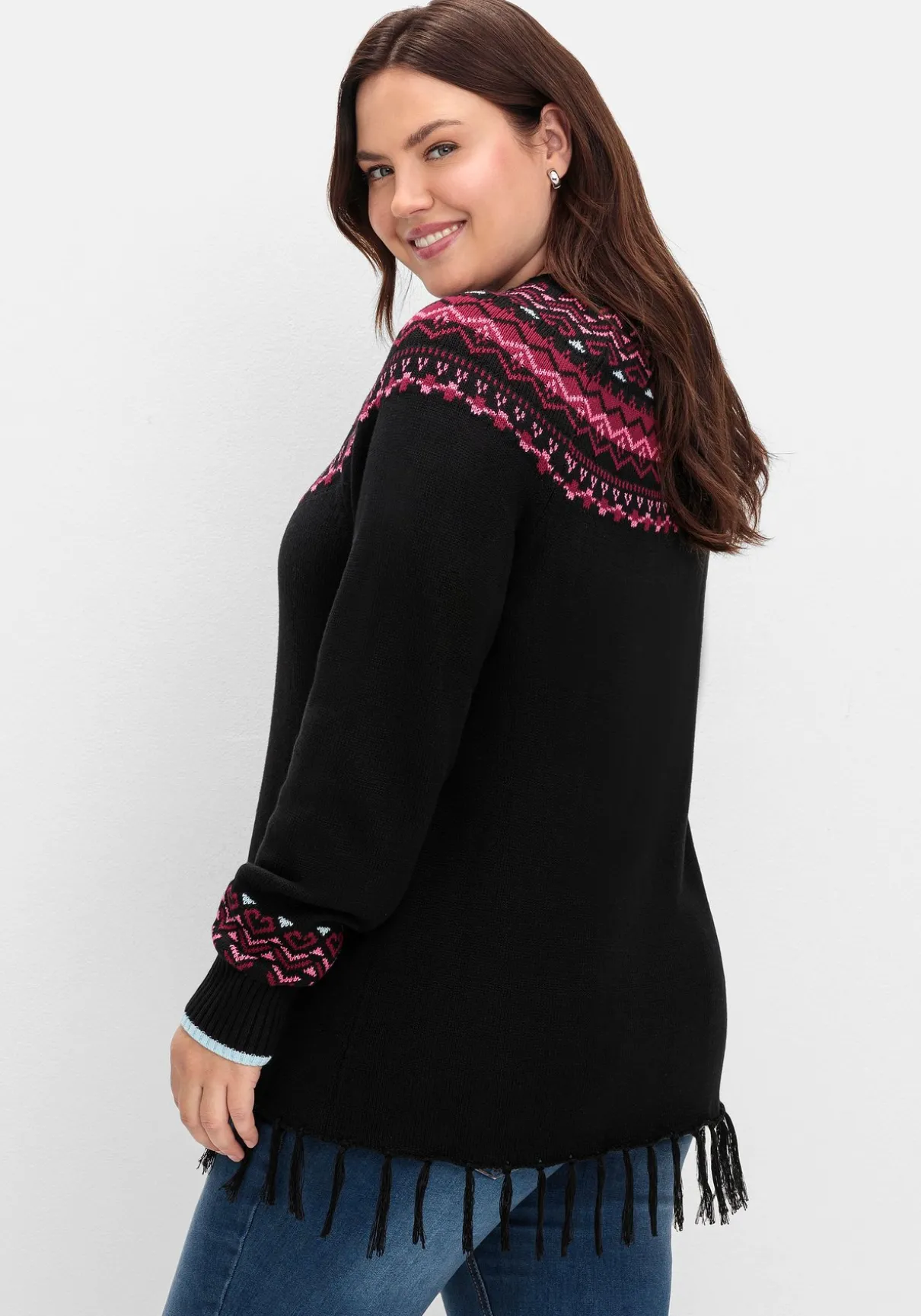 Norwegerpullover mit Fransen am Saum