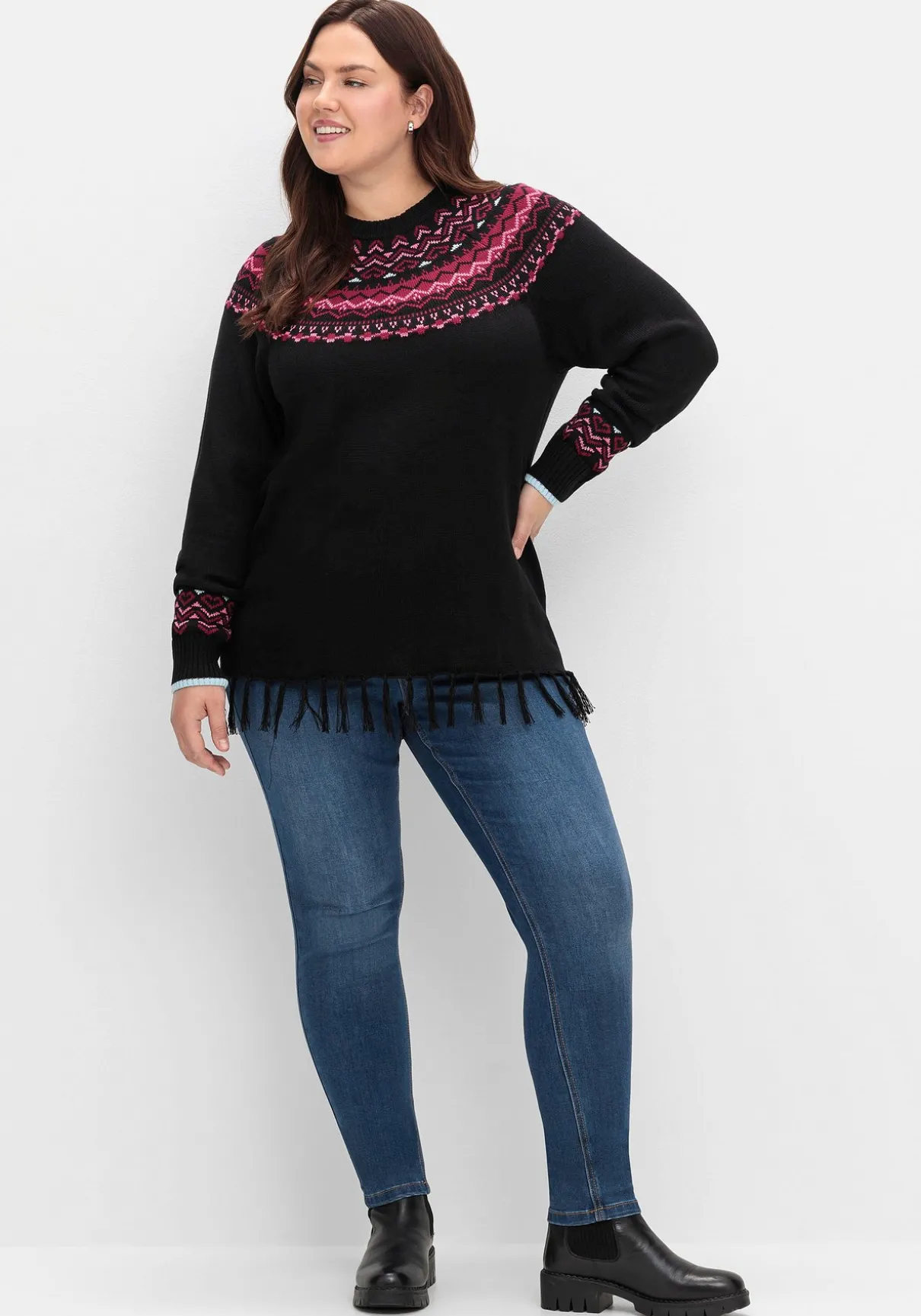 Norwegerpullover mit Fransen am Saum