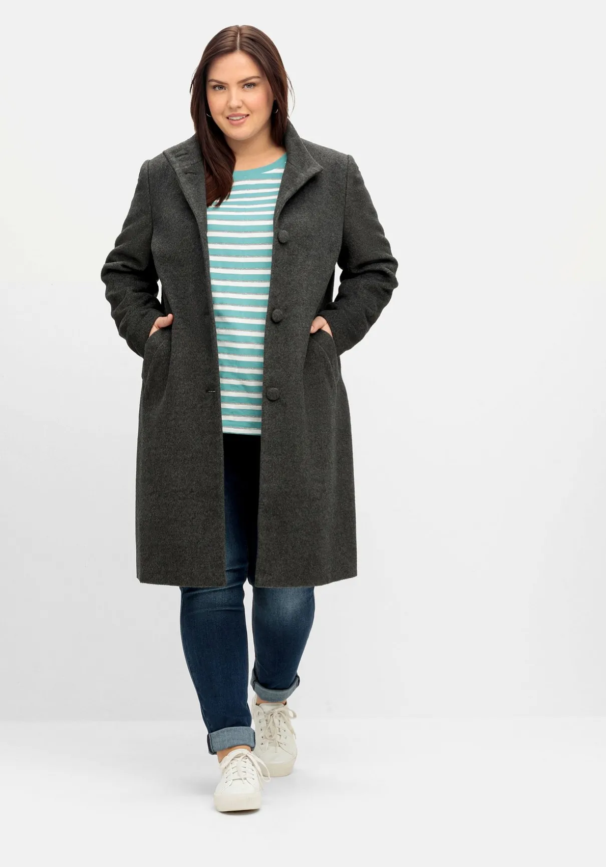 Oversized-Mantel mit Stehkragen, in flauschiger Qualität