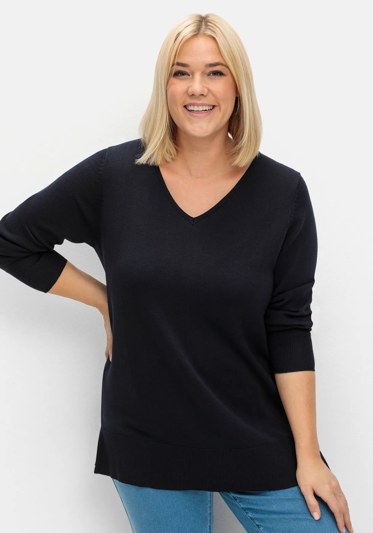 Pullover aus leichtem Strick, mit V-Ausschnitt