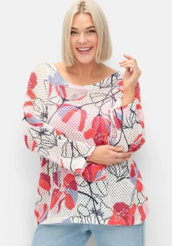Pullover im Ajourstrick, mit Blumenmuster
