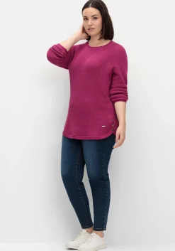 Pullover im Strukturstrick, mit Zierknöpfen seitlich