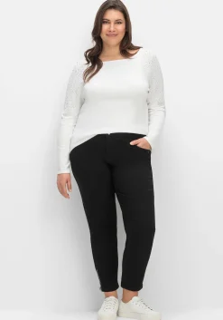 Pullover mit U-Boot-Ausschnitt und Glitzersteinen