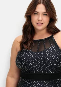 Raffinierter Badeanzug mit Shaping-Effekt