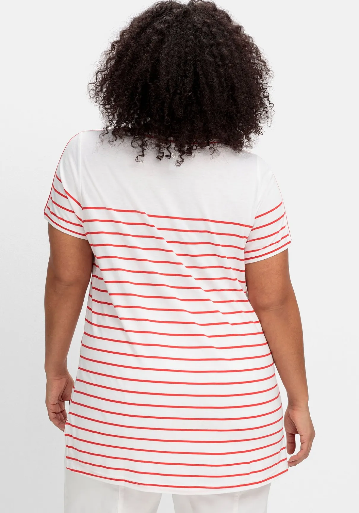 Ringelshirt mit Kontrastdetails