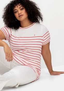 Ringelshirt mit Kontrastdetails