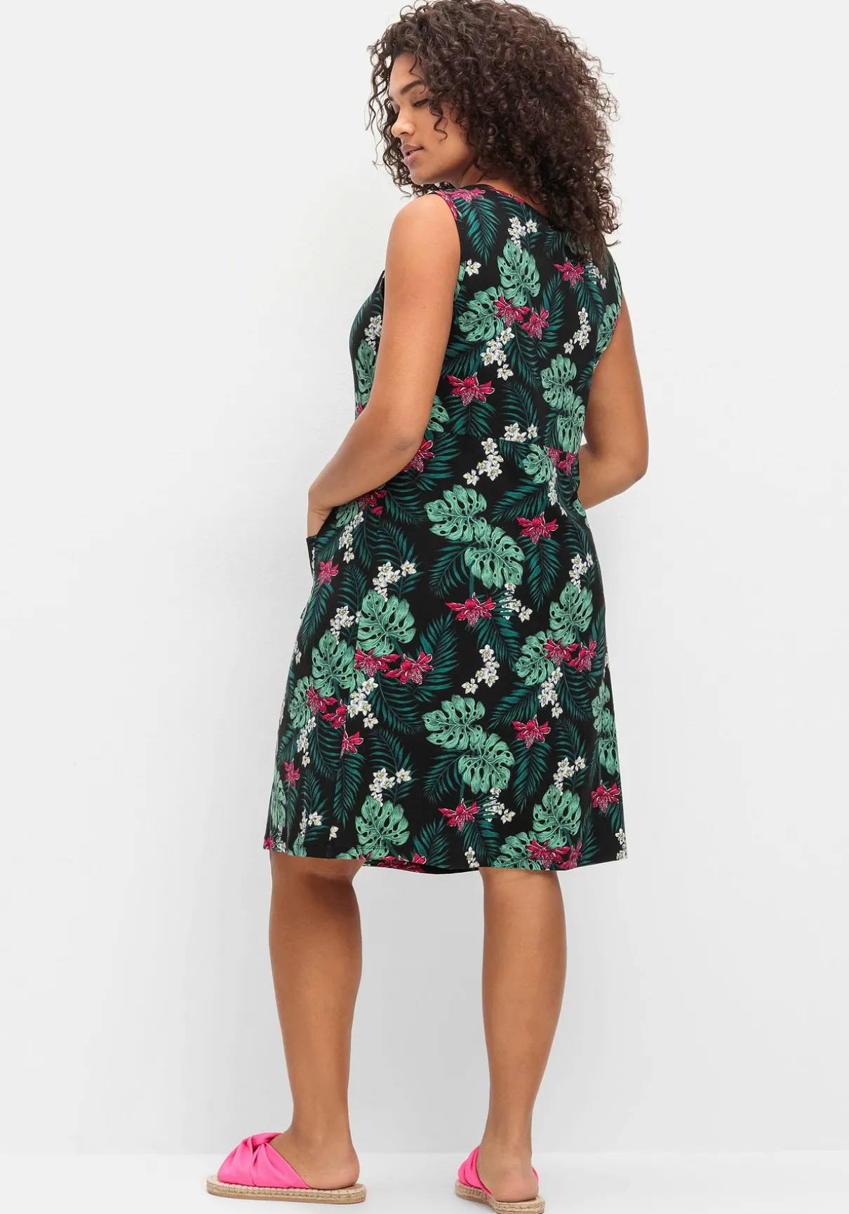 Ärmelloses Jerseykleid mit Fronttaschen