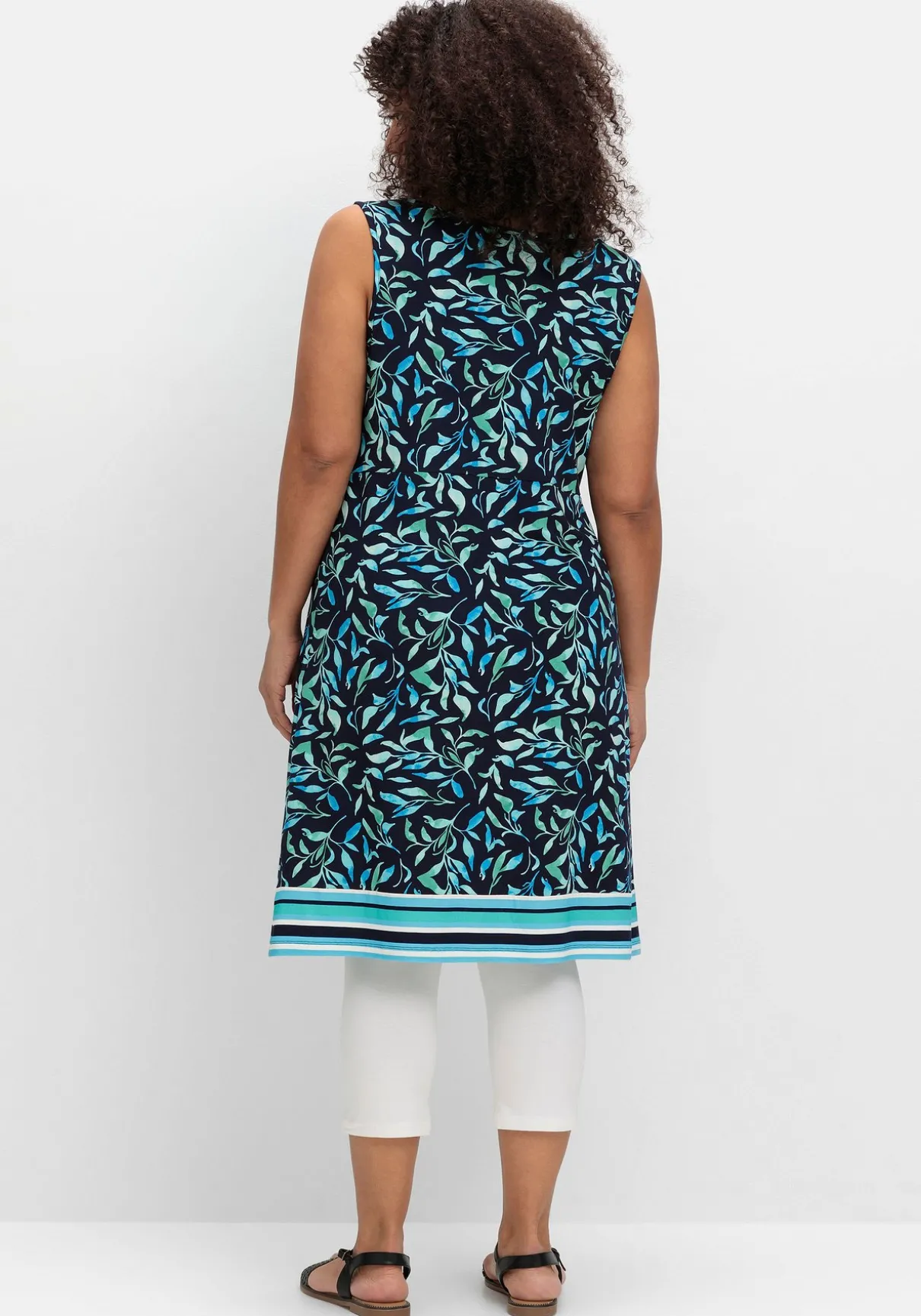 Ärmelloses Jerseykleid mit Fronttaschen