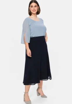 Rock in leicht ausgestellter Form