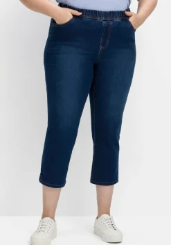 Schmale Caprijeans mit Saumumschlag