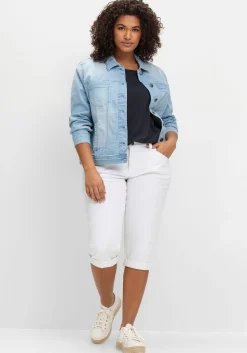 Schmale Caprijeans mit Used-Effekten