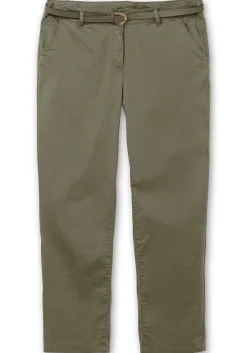 Schmale Chinohose mit Gürtel