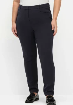 Schmale gepflegte Hose mit Teilgummibund