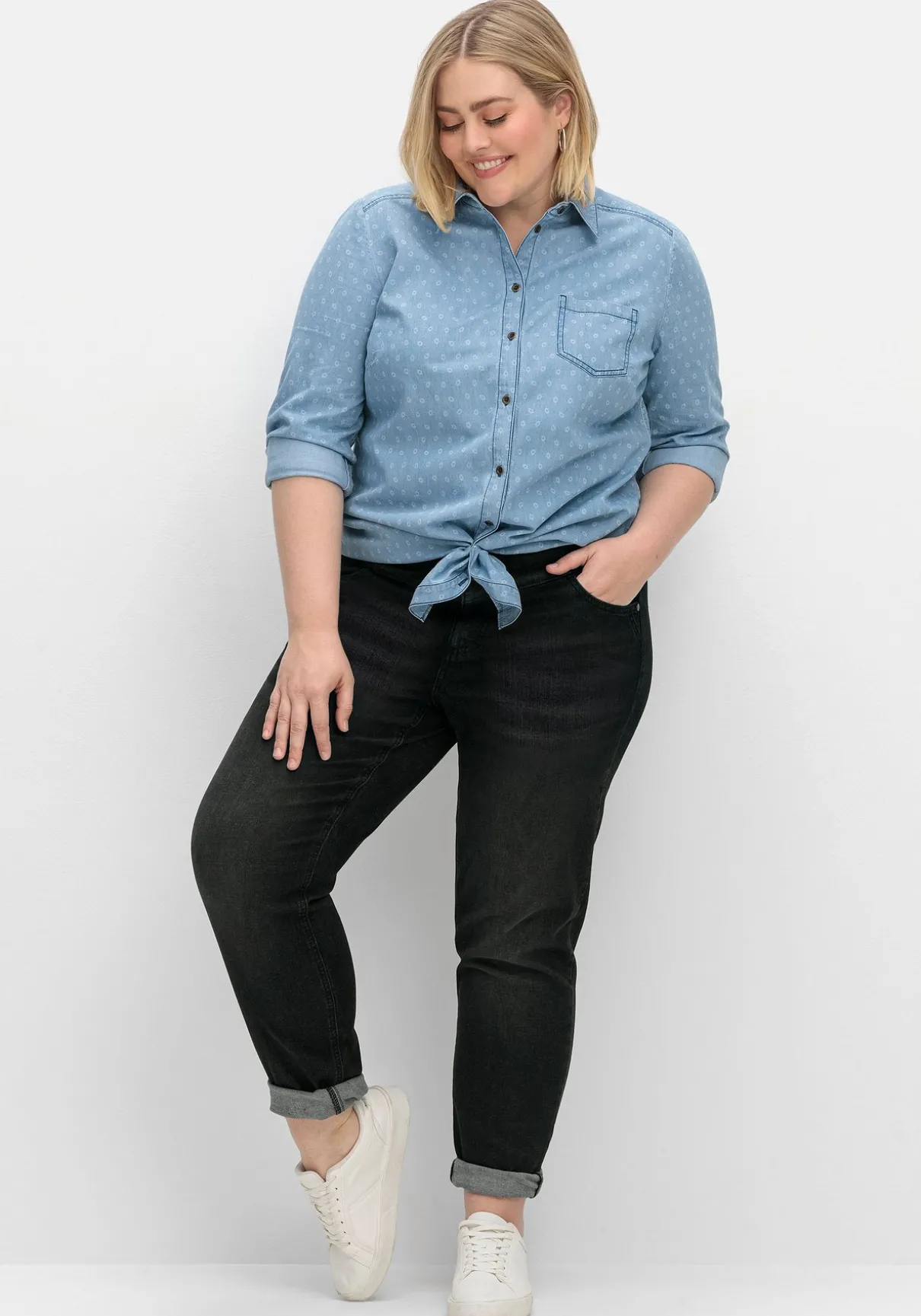 Schmale High-Waist-Jeans in Curvy-Schnitt ANNE