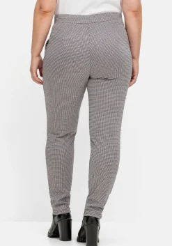 Schmale Hose mit Karomuster und Stretchbund