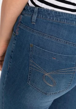 Schmale Jeans im Curvy-Schnitt SUSANNE