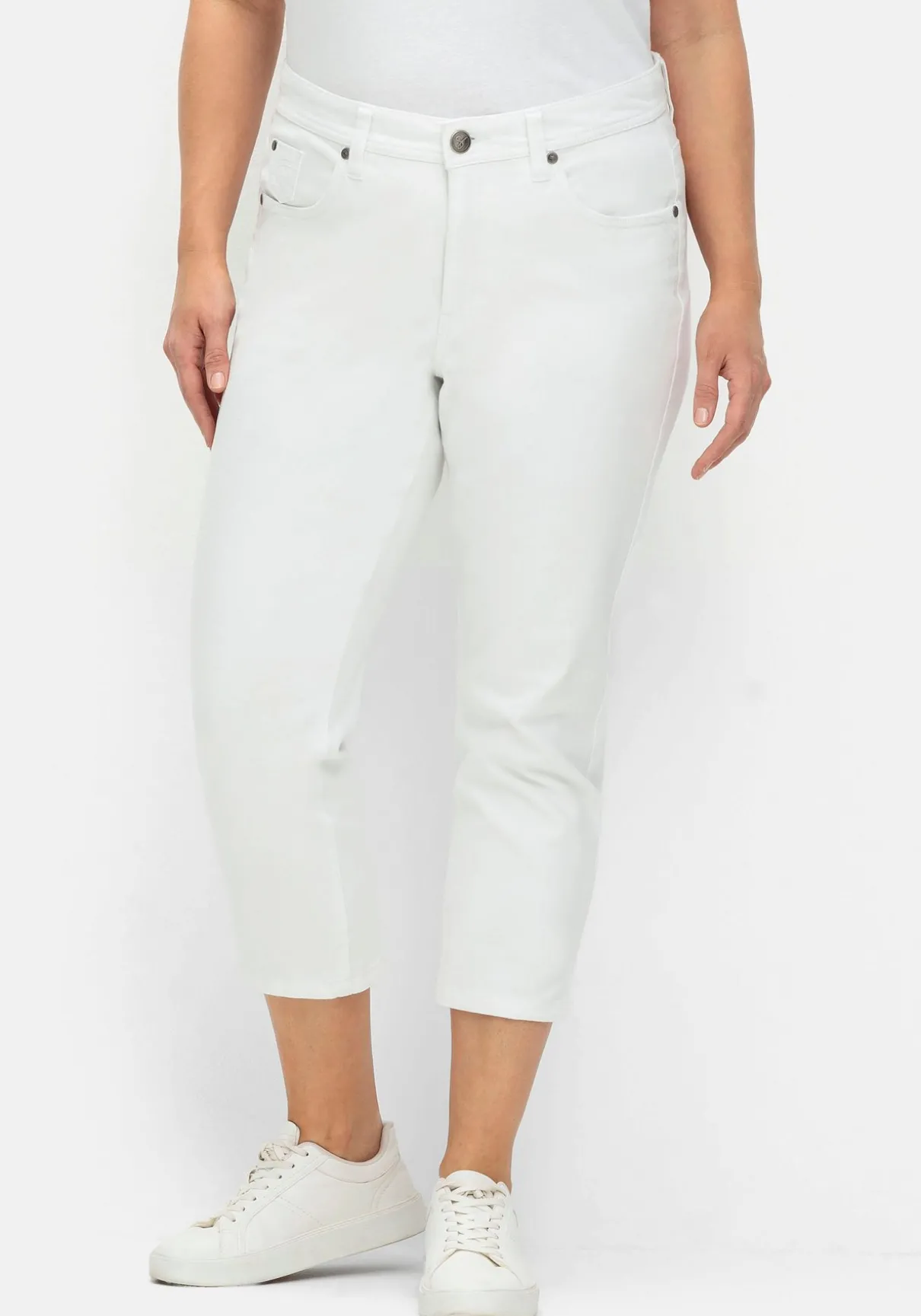 Schmale 7/8-Jeans mit Kontrasttape innen am Saum