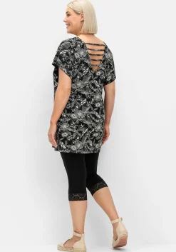 Set aus A-Linien-Shirt und Capri-Leggings