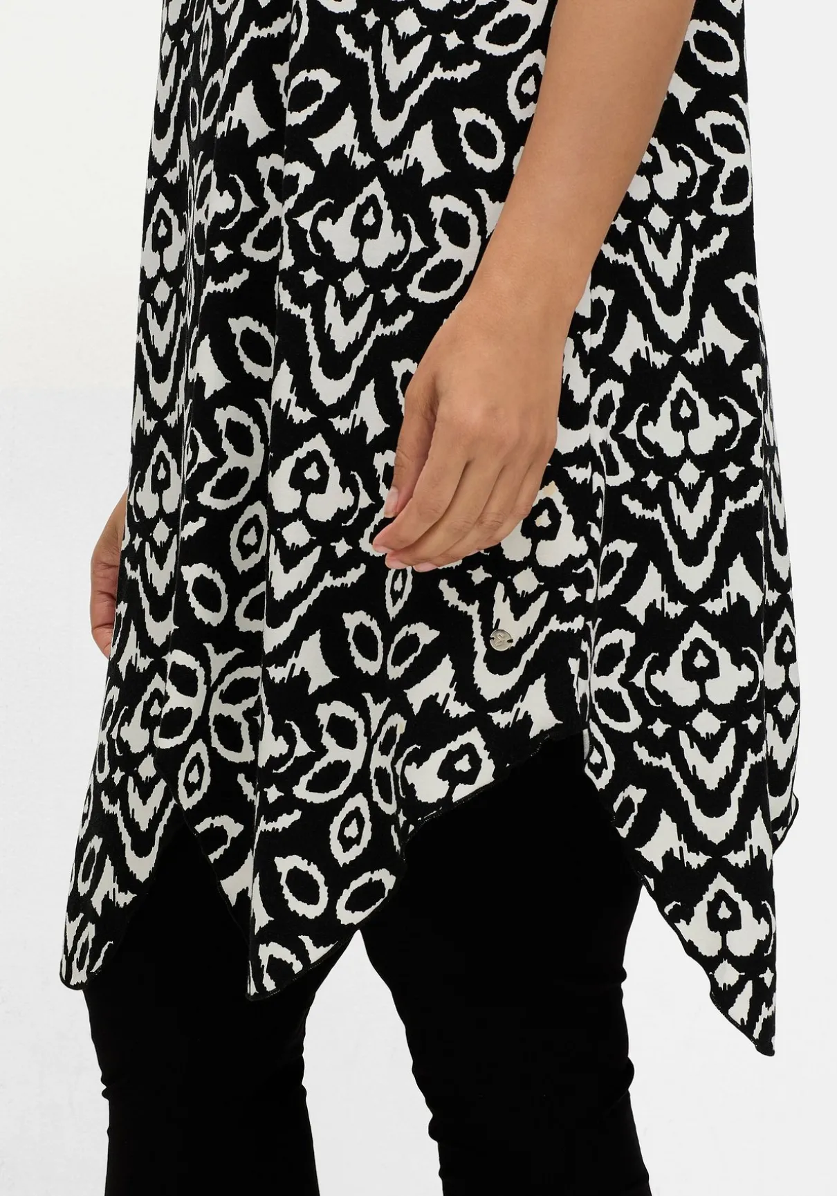 Set aus langem Zipfeltop und Leggings