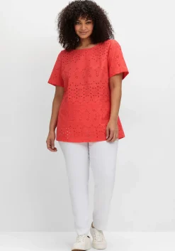 Shirt im Materialmix, mit Lochstickereien